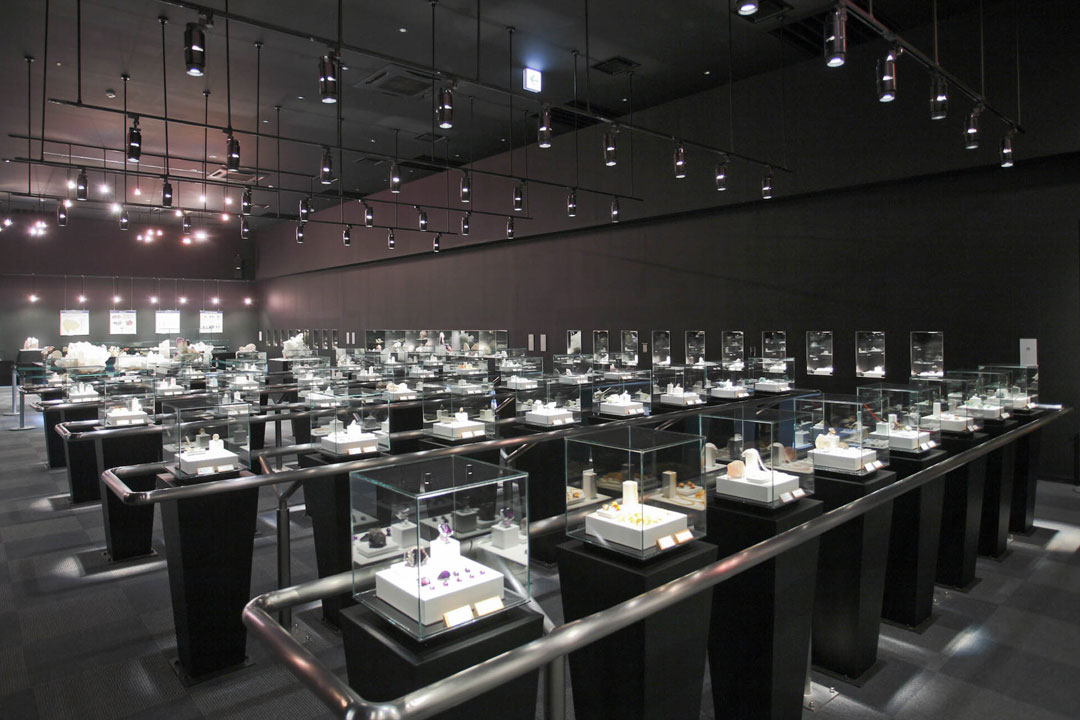 山梨宝石博物館