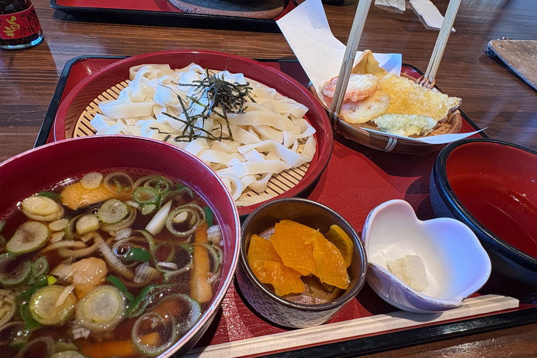 甲州ほうとう 古民家完熟屋 百間店