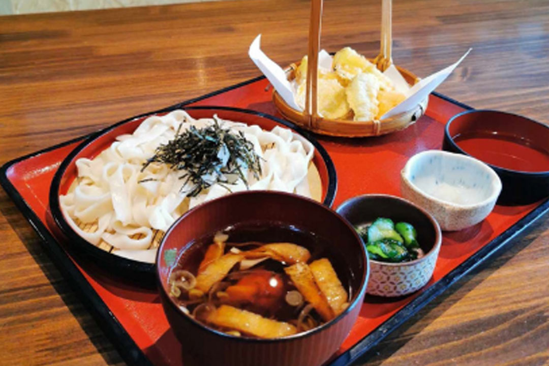 甲州ほうとう 古民家完熟屋 百間店