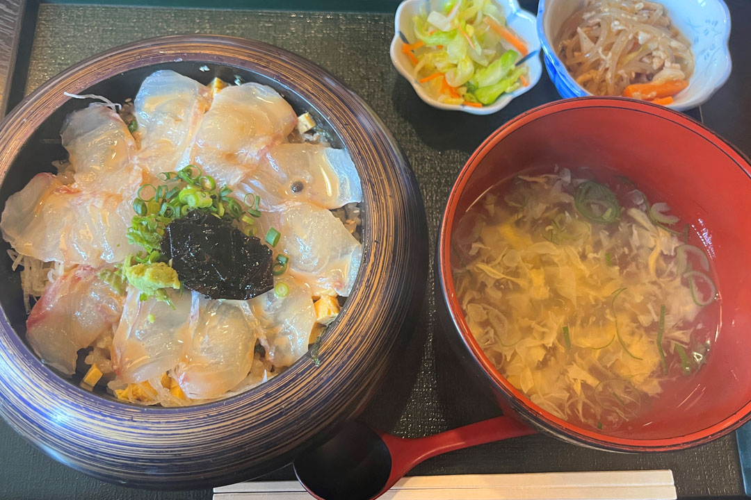 万富久