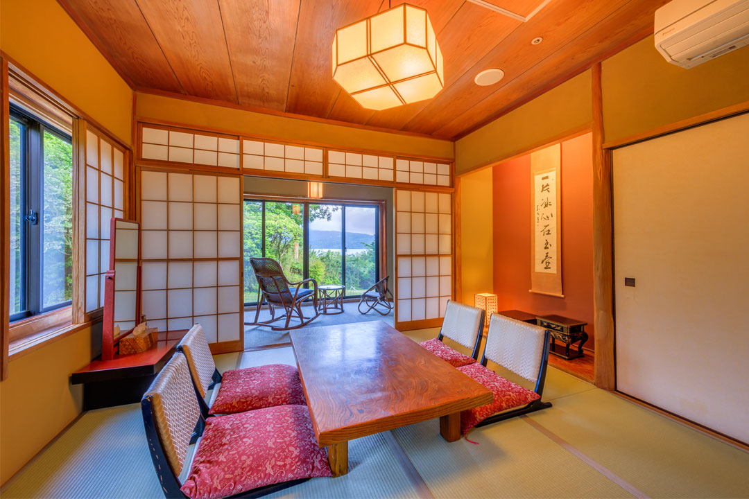 絶景日帰り温泉 龍宮殿本館